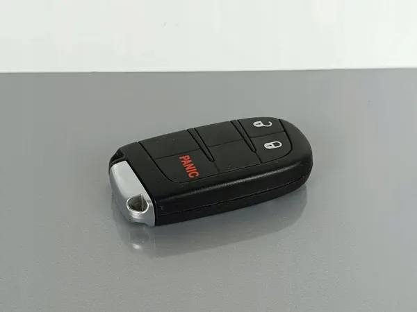 Llave o Tarjeta Dodge Durango OEM FOB33986 - Usado image 2