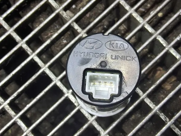 USB Snellader Aansluiting OEM 96125-Q0500 voor Hyundai i20 image 4