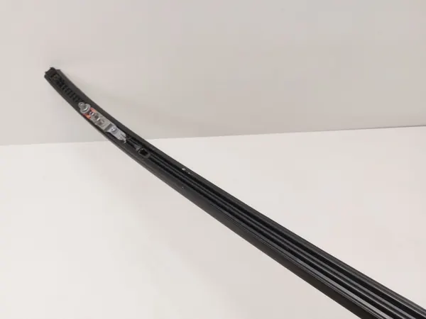 Barres de toit Mercedes-Benz C W206 OEM A2068900400 image 3