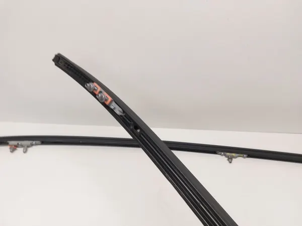 Barres de toit Mercedes-Benz C W206 OEM A2068900400 image 4