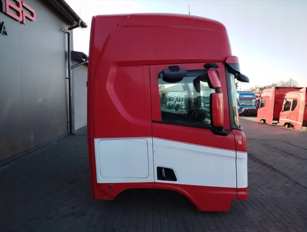 Gebruikte Scania NTG cabine OEM kabina NTG scania image 3