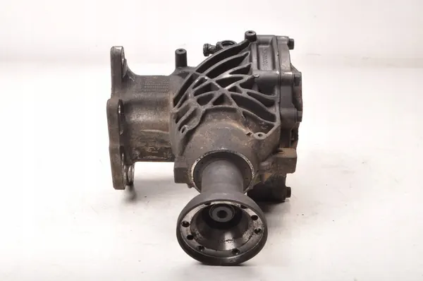 VOLVO XC90 2012 D5 Engranaje de Ángulo 7070010790 image 4