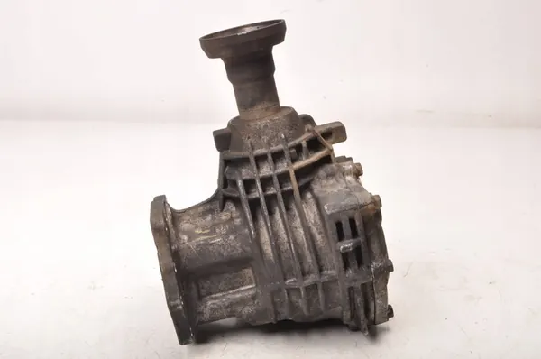 VOLVO XC90 2012 D5 Engranaje de Ángulo 7070010790 image 7