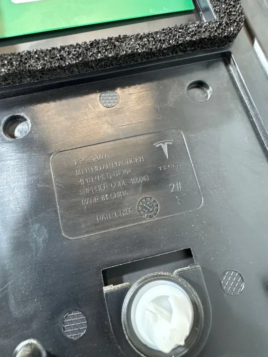 Poteau Caméra Droit Tesla Y OEM 1494241-00-A image 9