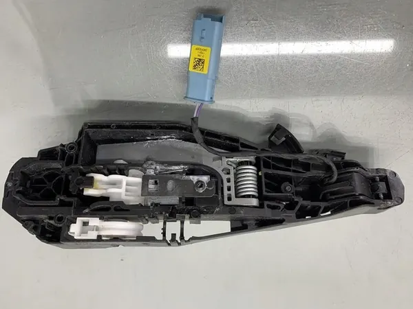 Maniglia porta anteriore destra Peugeot 3008 II 1.6 Blue HDI OEM 9820340980 image 4