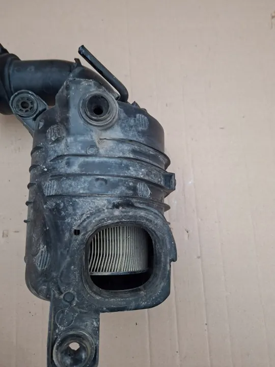 Luftfilterhus OEM 1K0129610 för VW Caddy III image 5