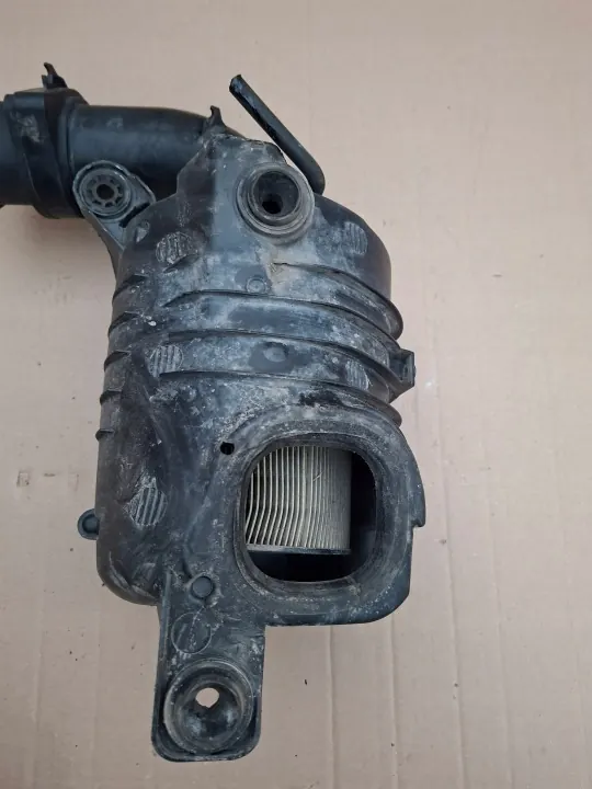Luftfilterhus OEM 1K0129610 för VW Caddy III image 6