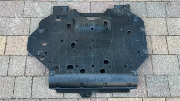 OEM 74111TZA Protector Inferior Motor Honda Jazz V image 2