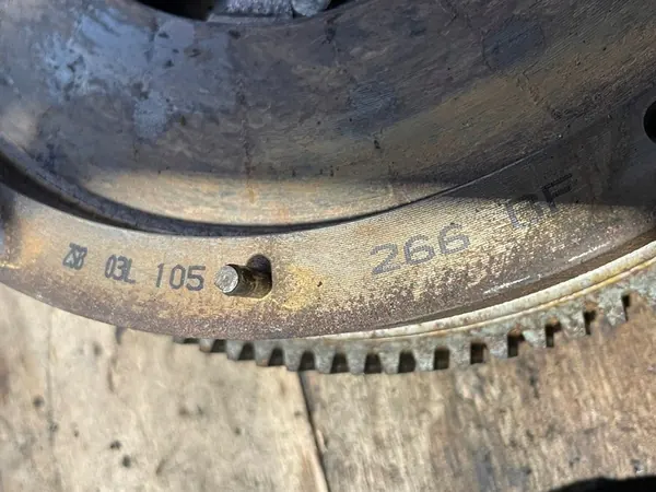 VW CRAFTER 2.0 TDI Kaksoismassavanne 03L105266BF image 6