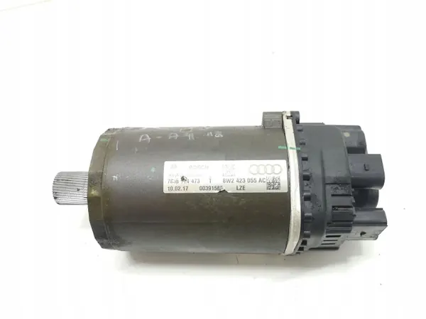Audi OE styrningsenhet OEM 8W2423055AC image 2