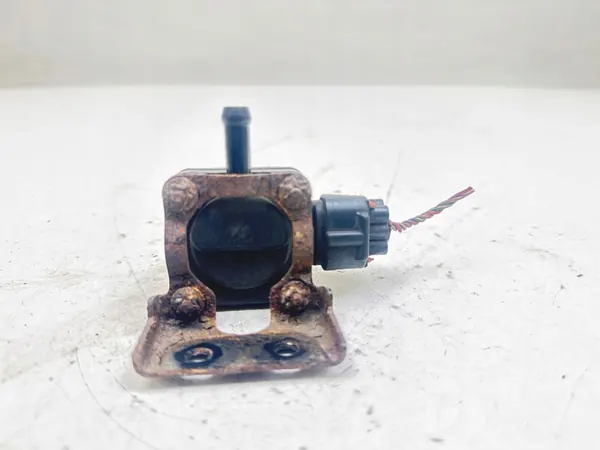 Capteur de pression d'échappement Honda Accord 2009 RL01590 image 2