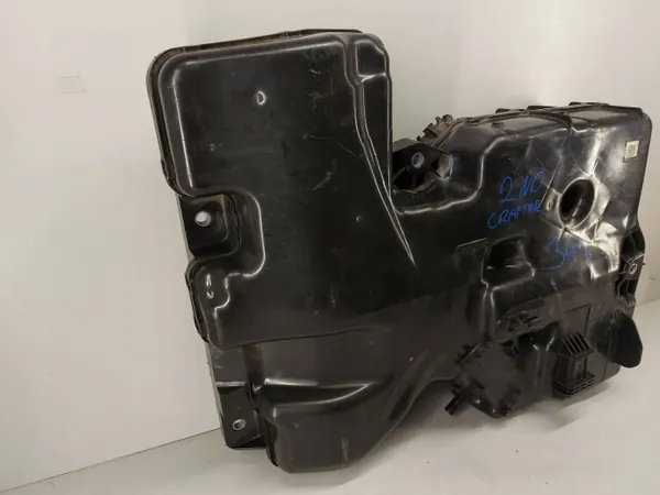 Tanque AdBlue usado OEM 2N0131877T para VW Crafter image 3