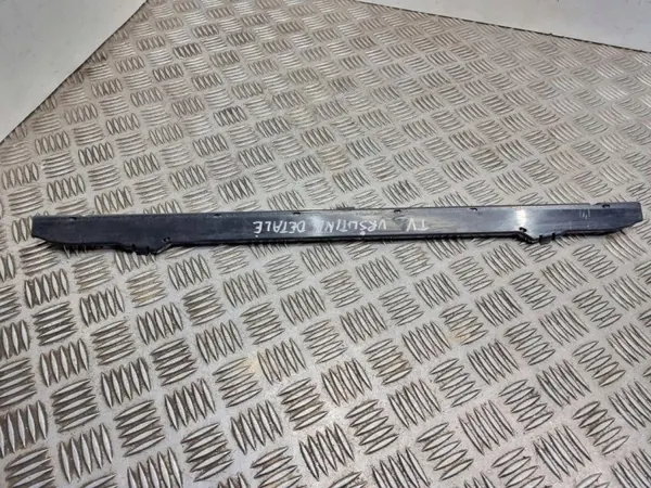 BMW X1 F48 F49 Kylarfästningspackning OEM 51647347596 image 2