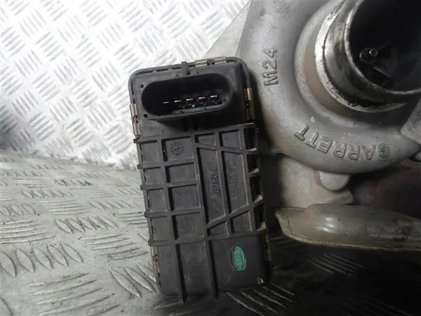 Kit de Actuador de Turbocompresor Ford Mondeo MK3 2.0 TDCi image 2