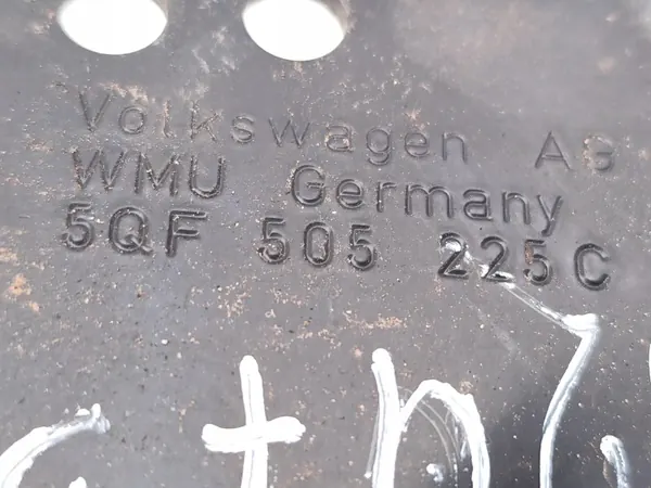 VW Tiguan taka-ylävivahdin OEM 5QF505225C image 6