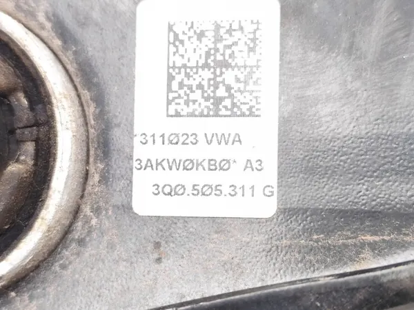 VW Tiguan taka-ylävivahdin OEM 5QF505225C image 7