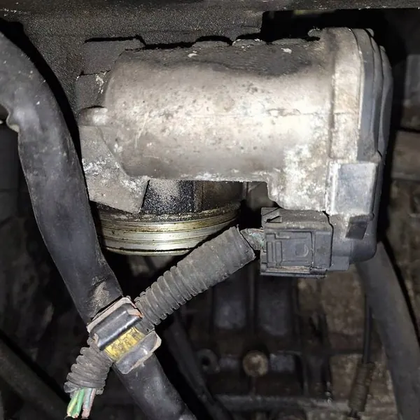 Volvo XC 90 Válvula de Acelerador 2004 2.9L 0280750131 image 2