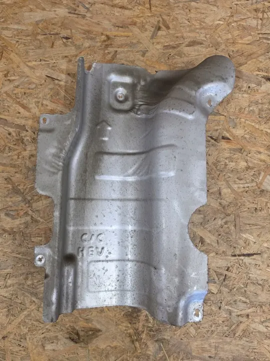 KIA STONIC LIFT 25R 1.0 T-GDI Protetor Térmico image 3