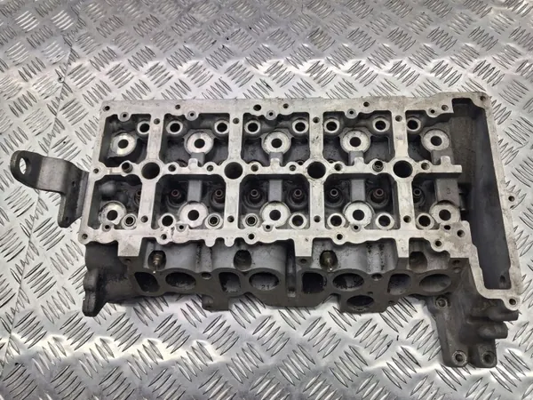 BMW Zylinderkopf OEM 7797678 für N47D20 image 2