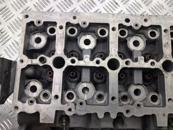 BMW Zylinderkopf OEM 7797678 für N47D20 image 4