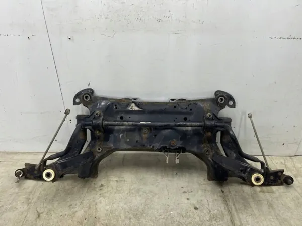 Ford C-Max MK2 motorbalk OEM - Begagnat skick image 2