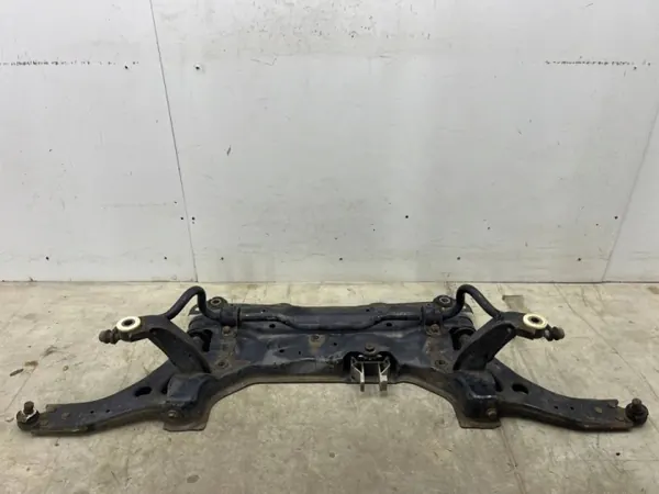 Ford C-Max MK2 motorbalk OEM - Begagnat skick image 6