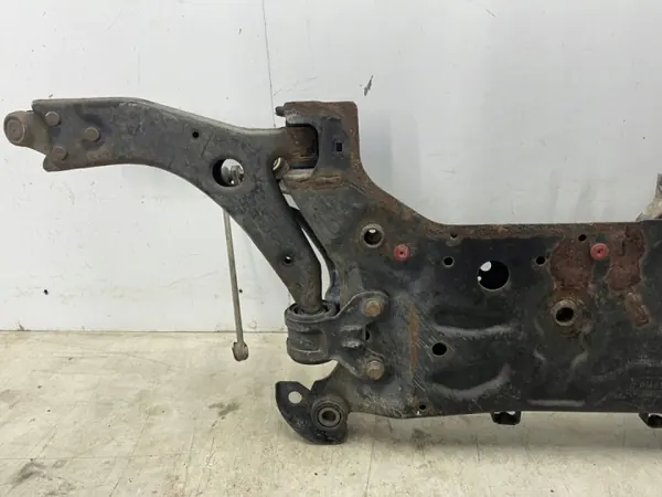 Ford C-Max MK2 motorbalk OEM - Begagnat skick image 8
