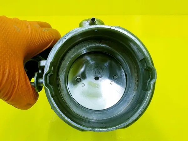 EGR-venttiili Touareg T5 2.5 TDI image 2