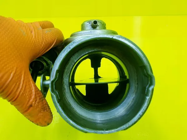 EGR-venttiili Touareg T5 2.5 TDI image 3