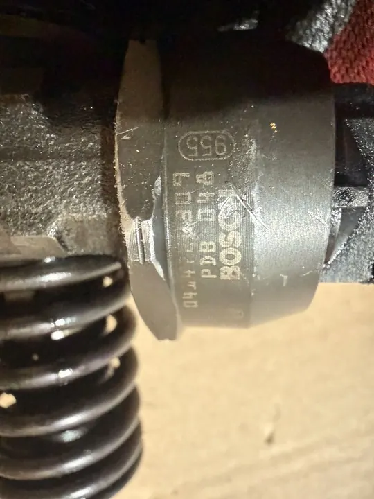 VW T5 2.5 TDI Pumpe Düse 07Z130073N image 3