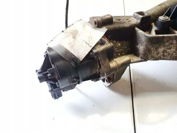 Válvula EGR OEM 55566052 para Opel Insignia 2.0L image 2