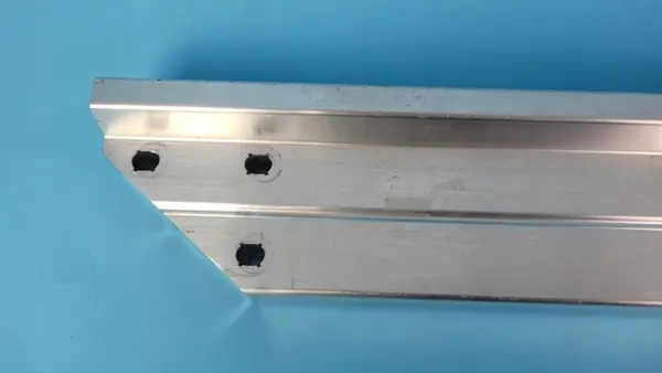 Mercedes EQE W295 Verstärkungsbalken OEM A2976200001 image 3