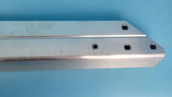 Mercedes EQE W295 Verstärkungsbalken OEM A2976200001 image 8