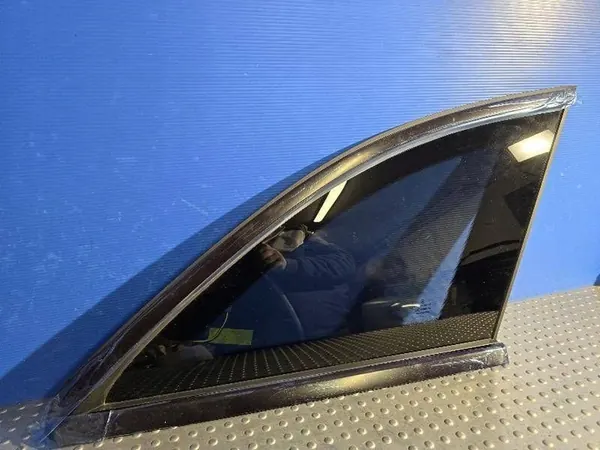 Vitre latérale arrière droite Mercedes-Benz C W205 2025 A2056707200 image 6