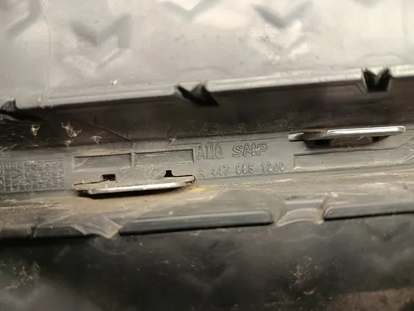 Rejilla de Parachoques Delantera Izquierda Cromada Mercedes V-Class 447 AMG A4478851200 image 5