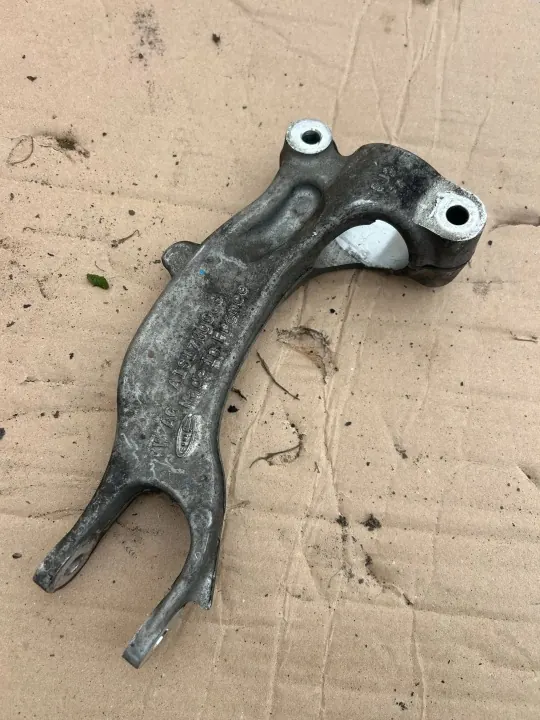 Rechter voor schokdemperbevestiging OEM 8W0413038 Audi A4 B9 image 2