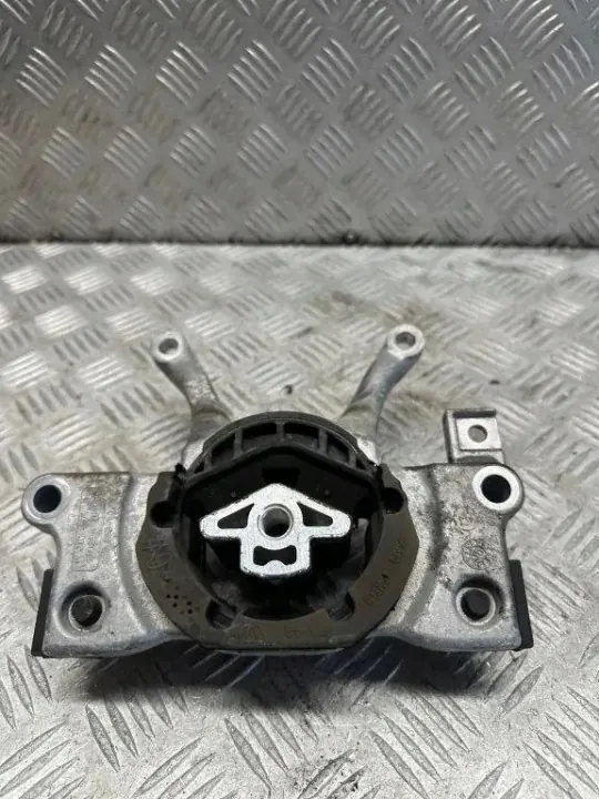 Support de boîte BMW OEM 6862577 pour 5 Touring image 2