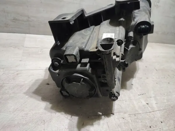 Faros delanteros izquierdo Hyundai Kona I 2018 image 10