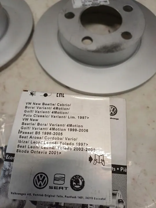Rear Brake Discs and Pads VW Group Economy image 2