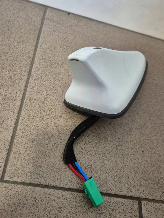 Antenne Kia Ceed III OEM 96210J7200 - Occasion image 3