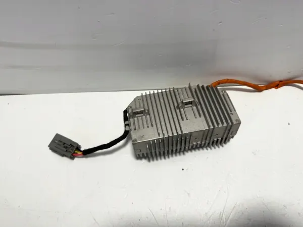 Onduleur 230V Volvo OEM 31443822 image 3