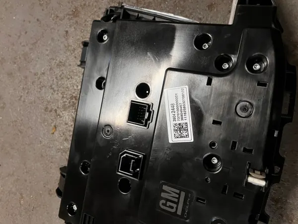 Écran de navigation Opel Astra K V OEM 39042448 image 5