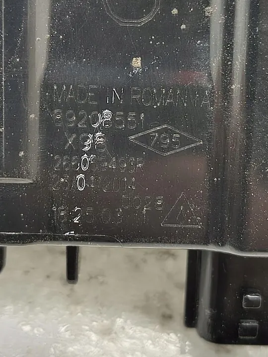 Farol LED diurno esquerdo Renault Clio IV 266059493R image 4