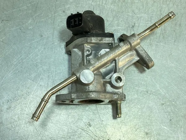 Toyota C-HR 2016 EGR-ventil OEM 2562037140 image 2