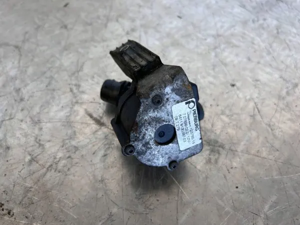 Bomba de agua BMW X5 M E70 OEM 9130387 - Usada image 5