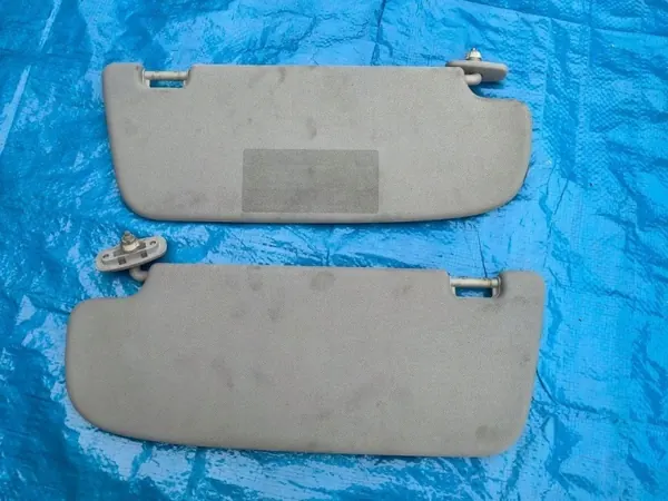 Visor Mercedes W221 OEM A2218100210/110 image 2
