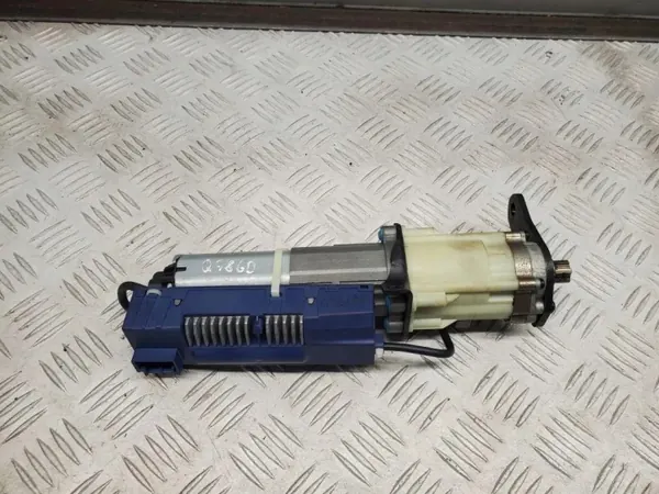 Audi Q7 Kofferbakklep Actuator OEM 4L0827852F Rechts Achter image 2