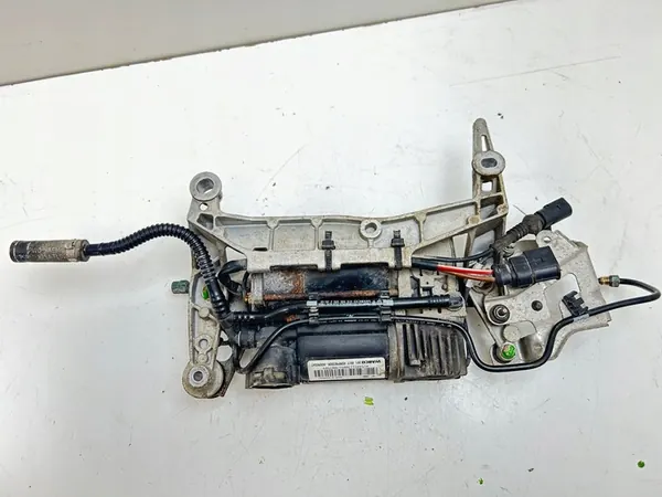 Compressore Sospensione VW Touareg Porsche Cayenne OEM image 6