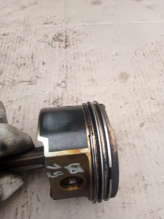 Audi A4 B6 B7 Kolvstänger 1.8T image 7