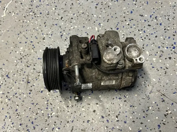 Compressor de ar condicionado AUDI A4 B7 A6 C6 2.7 3.0 TDI image 3